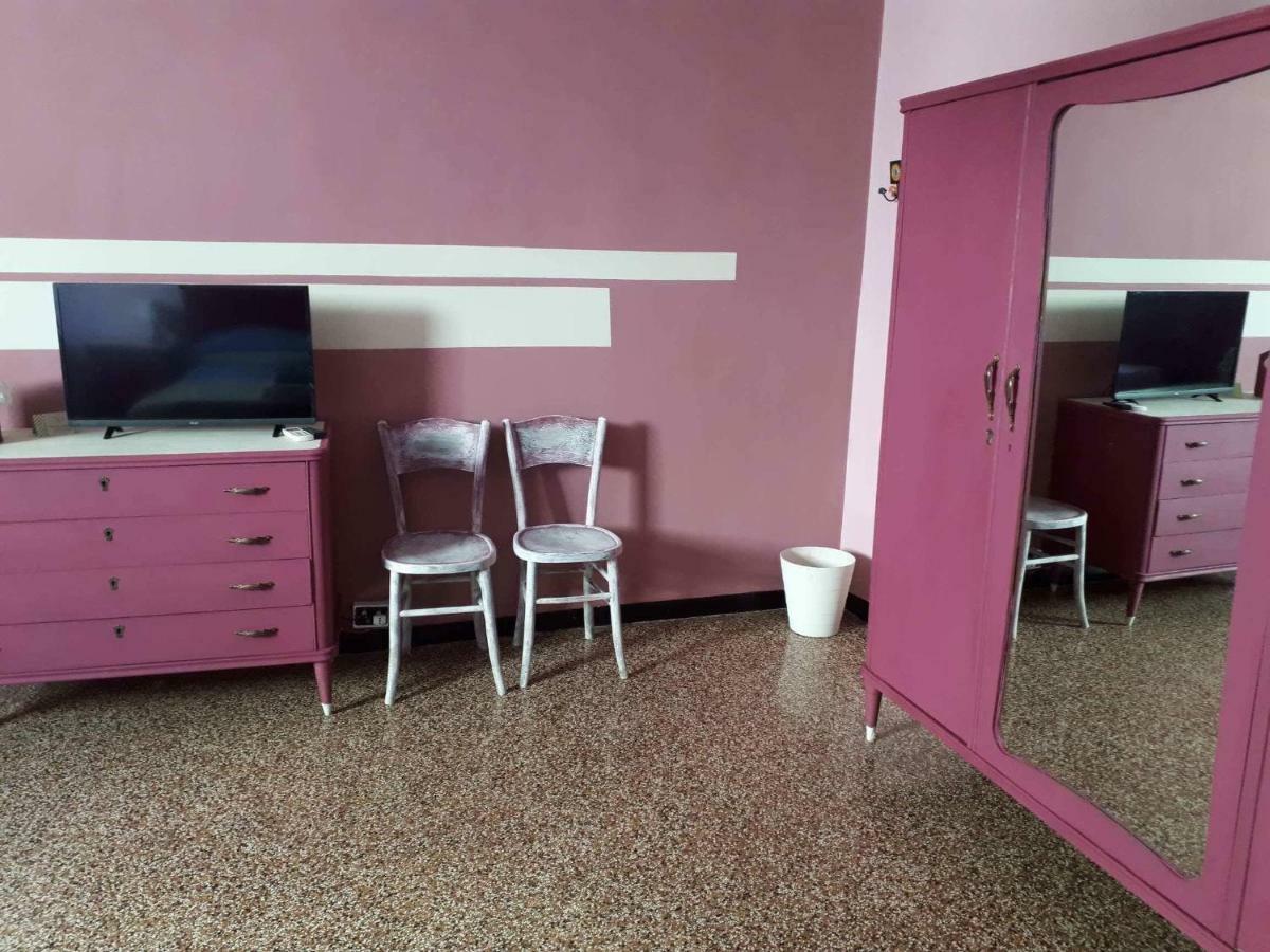 I Tetti Di Genova Grande Appartamento Exterior foto
