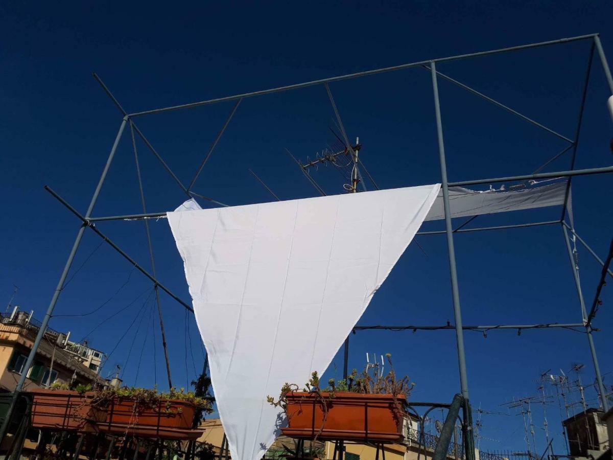 I Tetti Di Genova Grande Appartamento Exterior foto