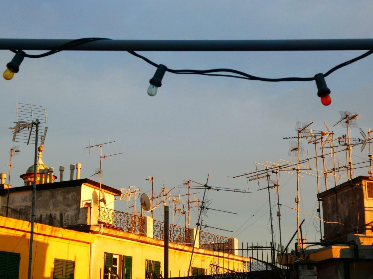 I Tetti Di Genova Grande Appartamento Exterior foto